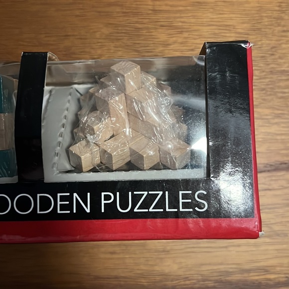 NWT wooden Brain puzzle games - Picture 4 of 7